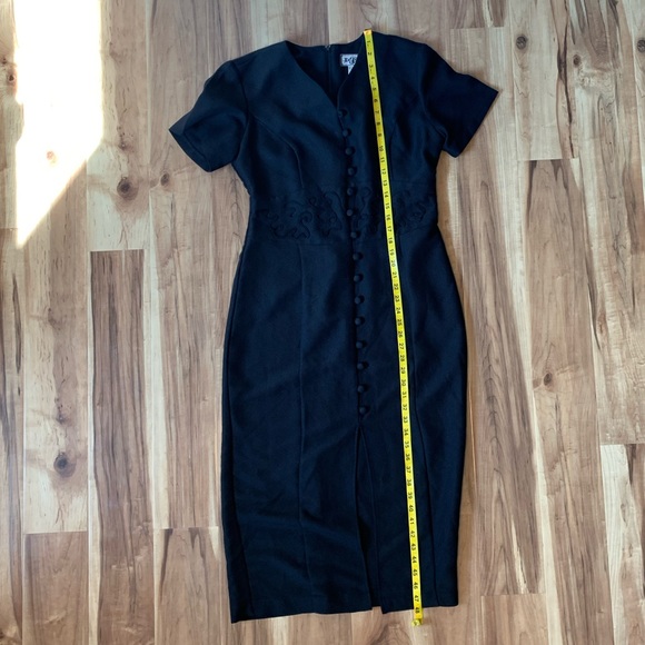 Vintage 80s 90s DJI Black Dress with Piping and Botton Detail - Picture 9 of 9